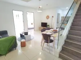 The Minimalist (Down) @ Icon City Petaling Jaya