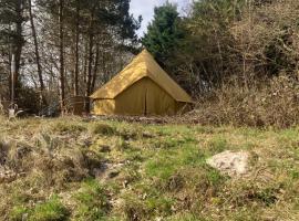 Bell tent Binnen Duin, glamping site in 't Horntje