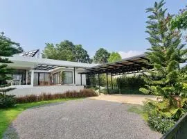 Legend of the Moon Pool Villa Khaoyai