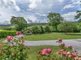 Laburnum Lodge sleeps 6 wheelchair access