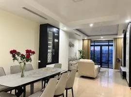 *BOM HOMES*- Vinhomes Royal City-Cozy Apartment