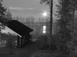 Cottage by the Muonio river for 6 person