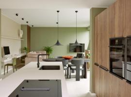 Homefy Luxury Bungalow - 5 Pax - 2 Bath - Garage, hytte i Ratingen