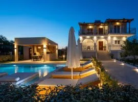 Paris Family Villa!