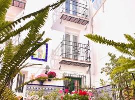 Hostal Enriqueta, hotell i Marbella