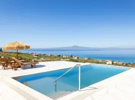 Seaview Haven with Pool by the beach