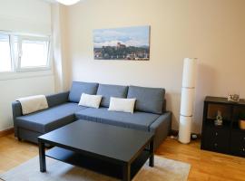 Precioso Apartamento cerca de Mar y Montaña, hotel en Polanco