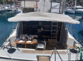 Relax in Barca - Fairline 43, laivamajoitus kohteessa Arenzano
