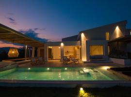 Aristotelia Gi - Luxurious Private Pool Villas，奧林匹亞達的度假屋