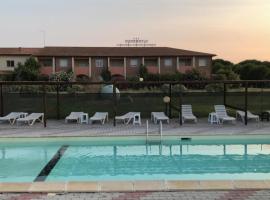 Residence il Tombolo, hotel v destinaci Principina a Mare