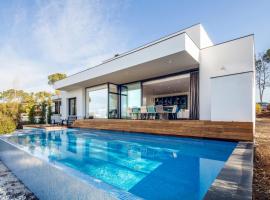 Holiday Rentals at Camiral, a Quinta do Lago Resort
