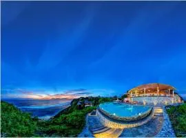Escape to Paradise, Deluxe Fractional 2BR Garden Pool Villa Private Beach Near Uluwatu