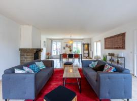 Le Nest quiet house in city center，位于贝叶的酒店