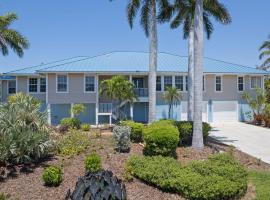 Gorgeous 5 Bedroom Home with Heated Pool and Spa, cottage in Sanibel