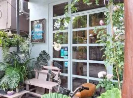 The Commonroom CNX