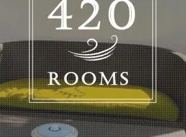 420 rooms
