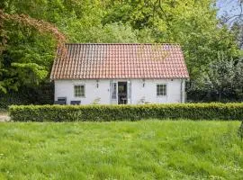 Lovely Home In Faaborg With Kitchen