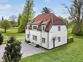 Stunning Home In Faaborg With Wifi