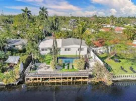 Private Pool 3BR with Lakefront view