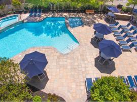 Beachcomber Resort, hotel with jacuzzis in Avalon