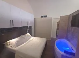 Suite 23