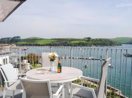 34 The Salcombe, hotel with parking in Salcombe
