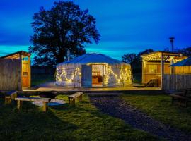 Glamp and Tipple Ltd, luxury tent in Great Ellingham