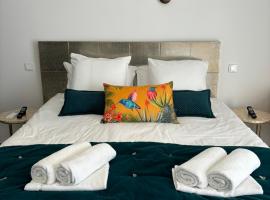 Villa Cycas St Aygulf, Bed & Breakfast in Fréjus