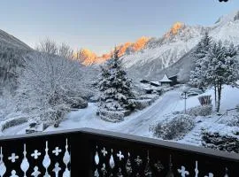 Les Houches vue magnifique avec piscine,pied des pistes de ski,garage