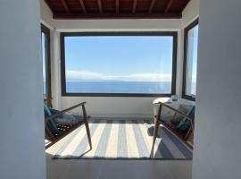 Casa do Padre, acomoda&ccedil;&atilde;o com cozinha em Santa Cruz da Graciosa