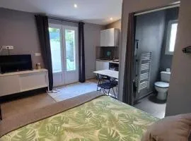 Studio meublé tout confort climatisé