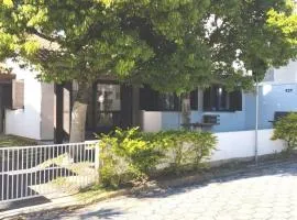 A55 - Casa centro de Bombinhas