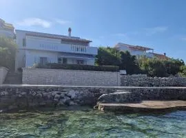 Beach Apartment Mali Iž