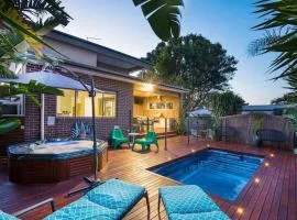 Dromana Grove Spa, Pool, Cinema, Fire Pit, Games Room - Sleeps 16