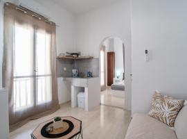 Castle Sunset View, пляжний готель у місті Парікія