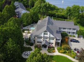Country House Resort, hotel in Sister Bay