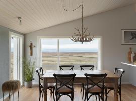 Hrísdalur stable villa, hotel v destinaci Vegamót