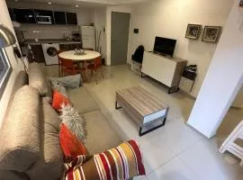 Departamento 2 habitaciones con cochera y cocina