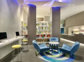Holiday Inn Express Jakarta Wahid Hasyim by IHG