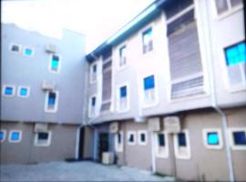 Exclusive mansion hotel and suites Lagos, hotell i Ilado