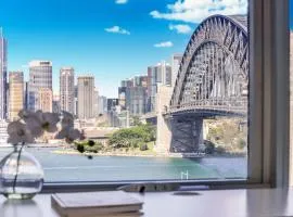 Sydney Harbour View Apartments