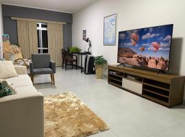 Apartamento no centro de São Lourenço 100% reformado, ваканционно жилище в Сан-Лоренсу