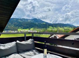 Best Butler Alpspitz Apartment Küche Parken Balkon, hotel v destinácii Nesselwang
