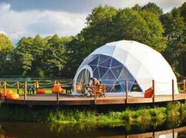 Forest Glamping, hotel a Braşov