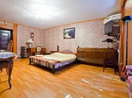Lessor Apartments