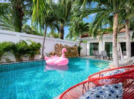 Majestic Residence Pool Villa 4 Bedrooms Private Beach, hotel Dél-Pattajában