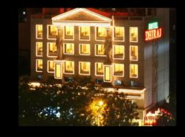 HOTEL DHIRAJ, hotel em Thane