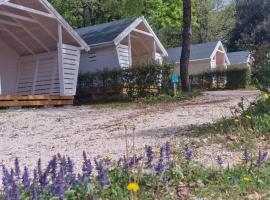 Fkk Adriatika in FKK Solaris Naturist Resort, luxusní stan v Poreči