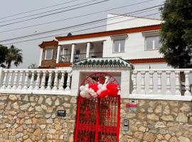 Cariad Boutique Bed & Breakfast, hotel v destinaci Cala del Moral