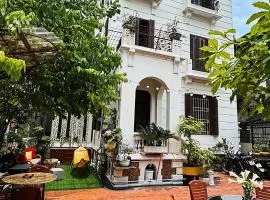 Tuna Homestay Hanoi & Experience